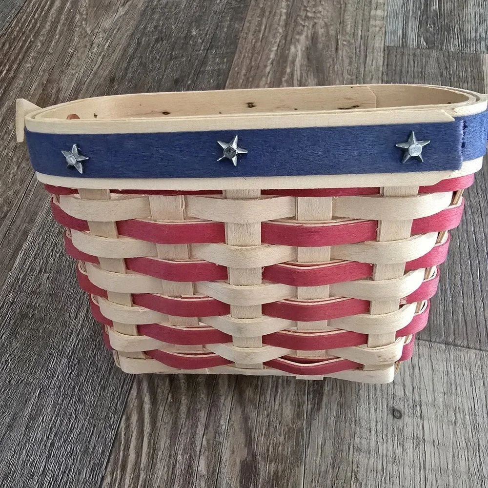 Longaberger 2001 Hostess Appreciation Basket  &  Protector‎